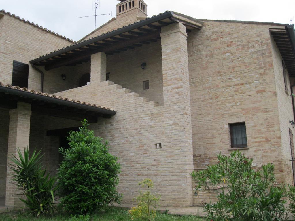 Ciards House Apartment Montefalco Bilik gambar