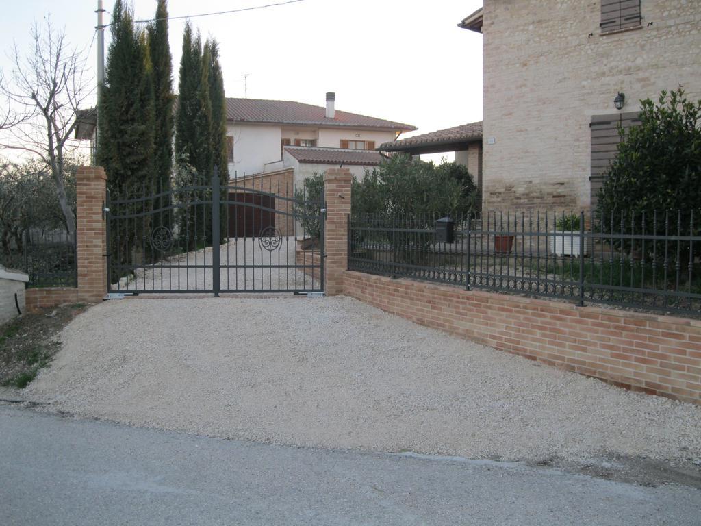 Ciards House Apartment Montefalco Luaran gambar